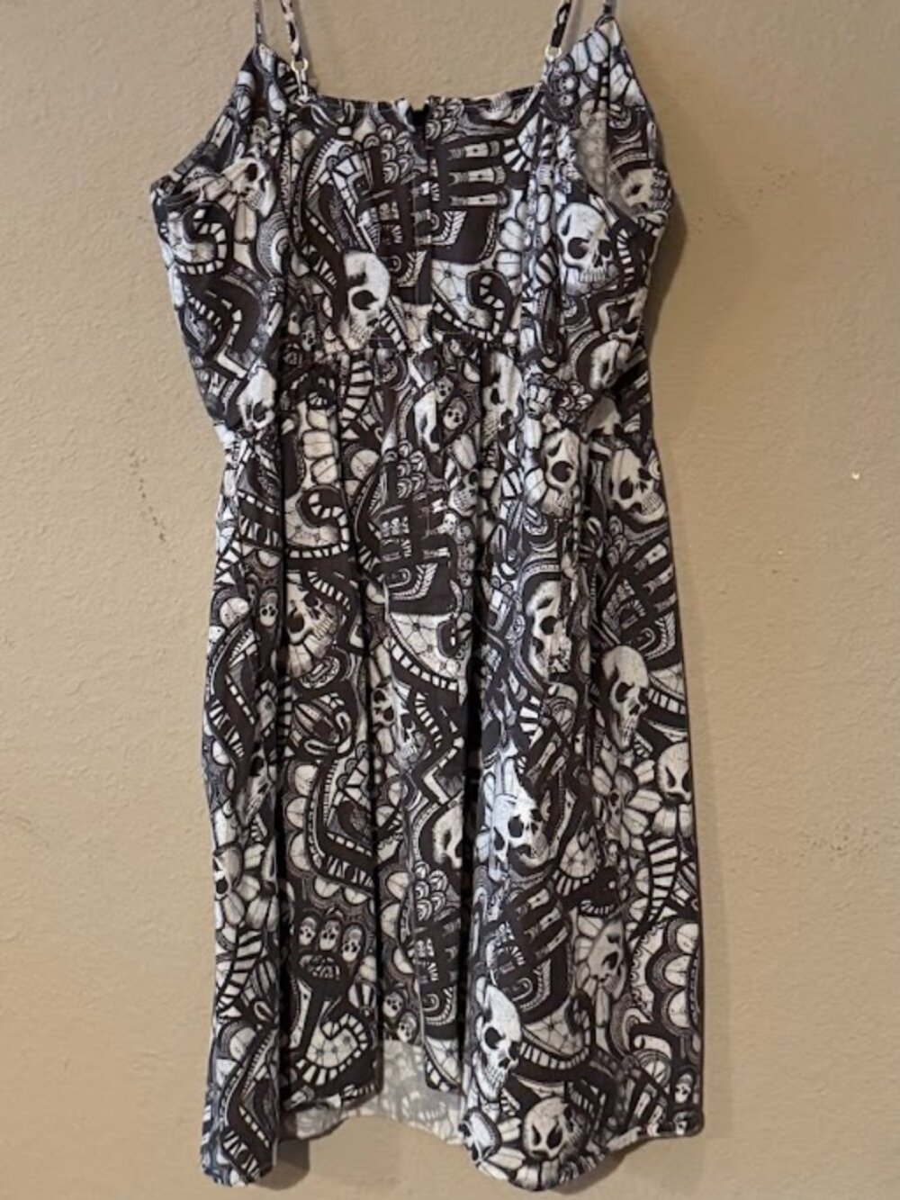 Retrolicious Folter Black and White Skull Cartoon Art Fit and Flare Dress